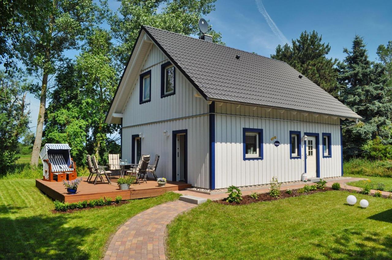 Komfortables Haus Mit Kamin, Sauna, Garten, Terrasse - Ferienhaus Sternschnuppe Wiek auf Ruegen Exterior photo